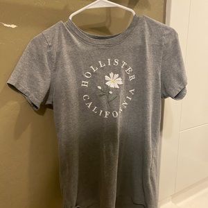 Hollister california shirt. Flower minimal shirt.